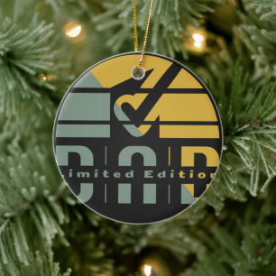 Fatherhood Is Unconditional Love: The Dad Edition Ceramic Tree Decoration