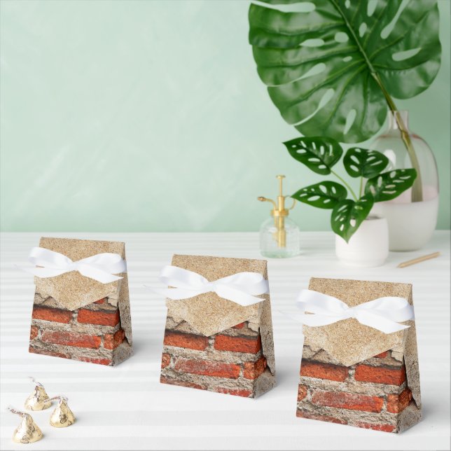 faux brick pattern party favour box (Multiple)