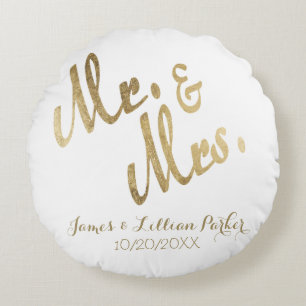 Faux Gold Mr. and Mrs. Monogram Wedding Round Cushion