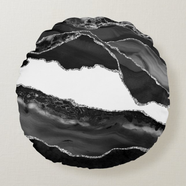 Faux Marbled Agate Black White Trendy Modern Stone Round Cushion (Front)