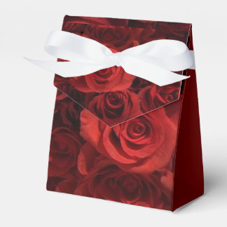 Favour Box Tent Style Red Roses