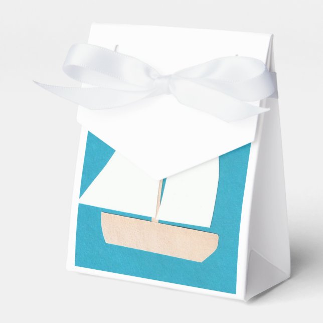 Favour Box with White Sailboat (Front Side)