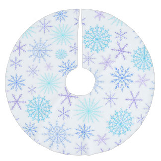 Favour Tags Brushed Polyester Tree Skirt