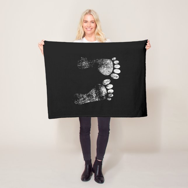 Favourite legs fleece blanket (In Situ)