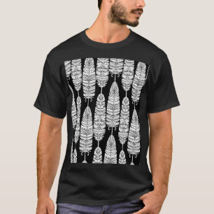 Feathers boho: black and white pattern T-Shirt