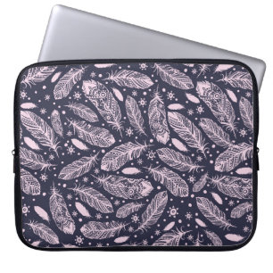 Feathery Fantasy: Romantic Pattern Creation Laptop Sleeve