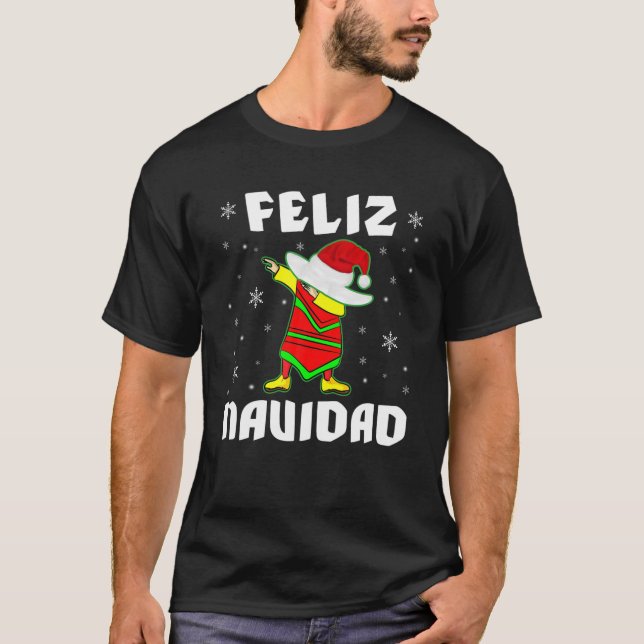 Feliz Navidad Santa Sombrero Mexican Dabbing Famil T-Shirt (Front)