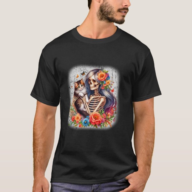 Female Skeleton And Cute Kitten Cat Lovers Hallowe T-Shirt (Front)