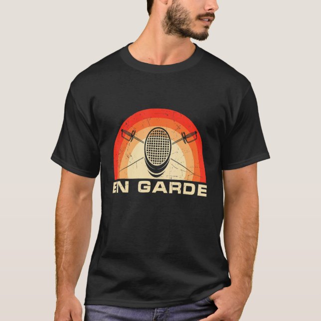 Fencing Graphic Tee En Garde Vintage Sunset Fencin (Front)