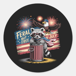 FERAL BUT FREE RACOON 4th OF JULY USA Classic Round Sticker