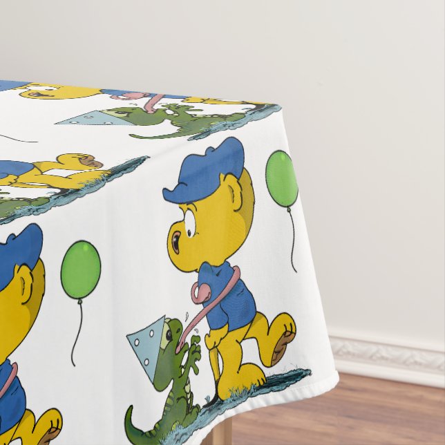 Ferald and the Baby Lizard Tablecloth (In Situ)