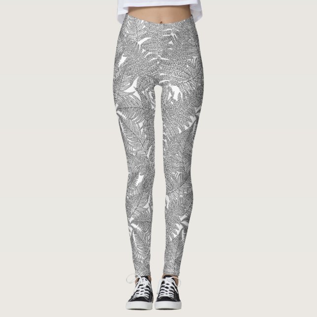 Fern in black and white leggings (Front)