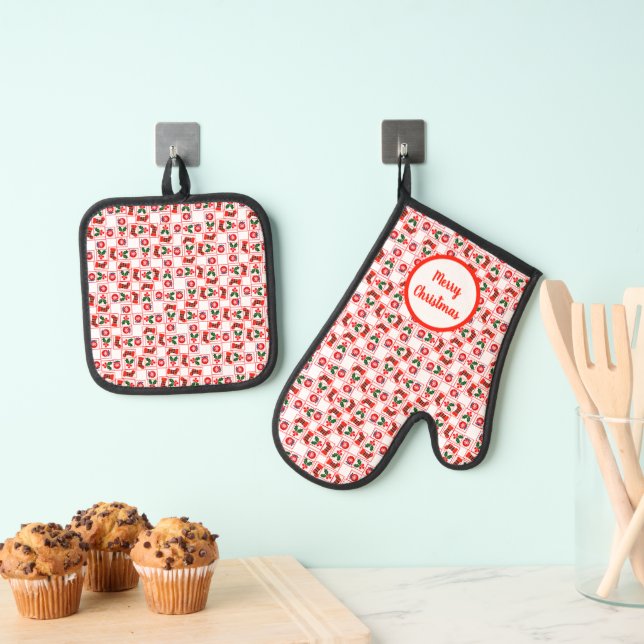 Festive Christmas pattern Oven Mitt & Pot Holder Set (Insitu(Hanging))