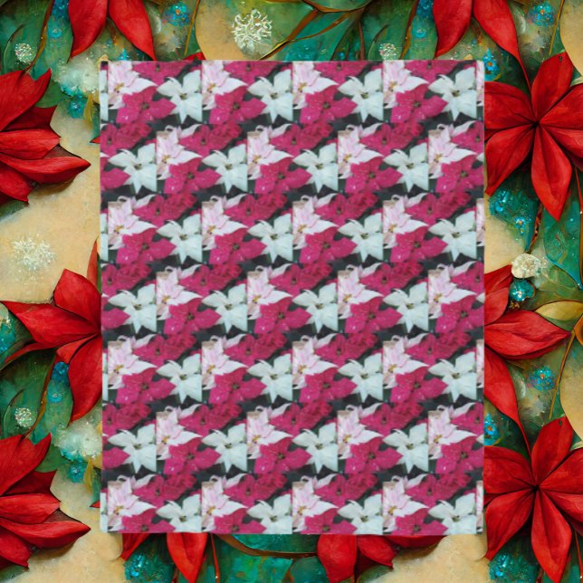 Festive Holiday Poinsettias Pattern Fleece Blanket (In Situ Holiday)