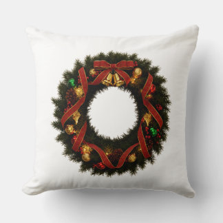 "Festive Holiday Wreath Throw Pillow – Cosy Season