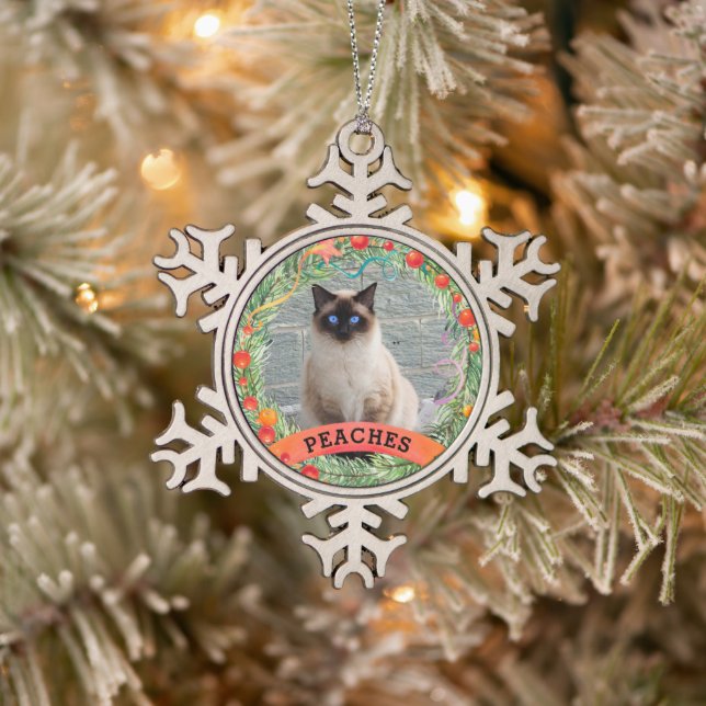 Festive   Pet Photo Berry Wreath Christmas Memento Snowflake Pewter Christmas Ornament (Tree)