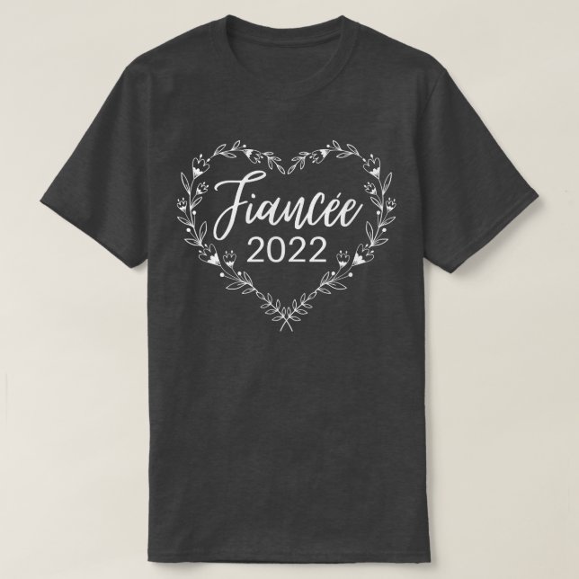 Fiancee 2022 Heart T Miss Mrs Engaged 2022 T Women T-Shirt (Design Front)