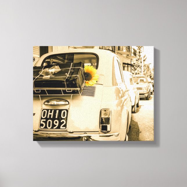 Fiat 500 in Italy vintage canvas Print (Front)