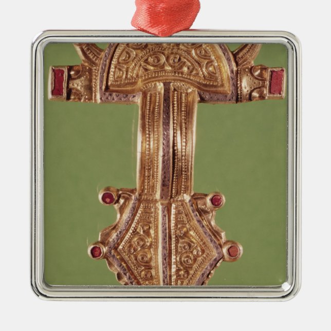 Fibula with heads of birds metal tree decoration (Front)