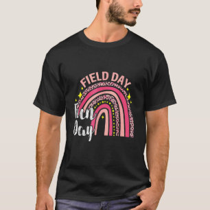 Field Day Fun Day Last Day Of School Teacher Rainb T-Shirt