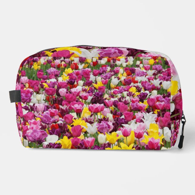 field full of tulips dopp kit (Front)