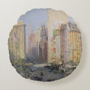 Fifth Avenue, New York, 1913 Round Cushion
