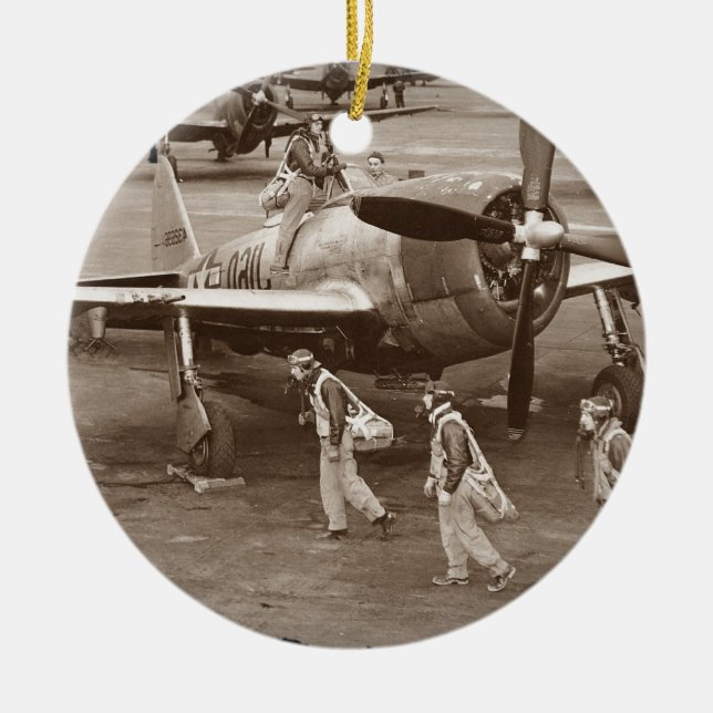 Fighter Pilots Training on P-47 Thunderbolts Ceramic Tree Decoration (Front)