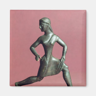Figurine of a girl running, magnet