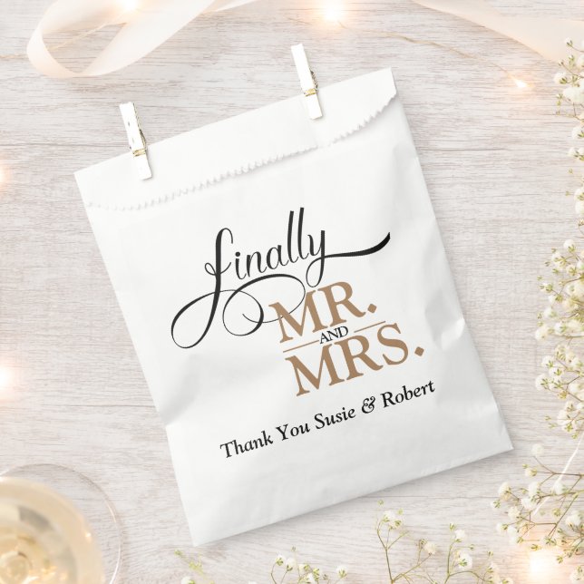 Finally Mr and Mrs Wedding Reception Favour Bags (Clipped)
