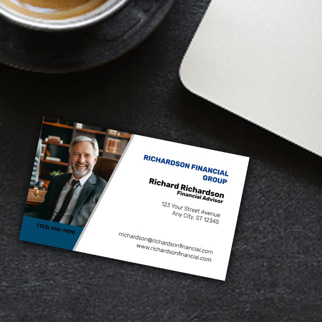 Financial Advisor Business Card (Creator Uploaded)