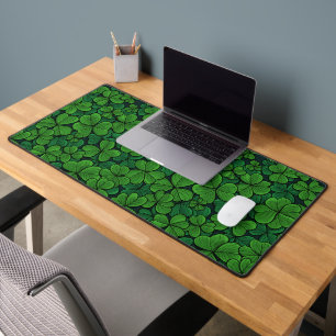 Find the lucky clover 2 desk mat