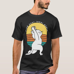 Find Your Inner Peace Retro Yoga Cat Present T-Shirt