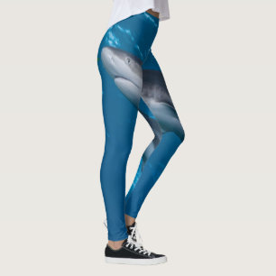 Fins Fin : Reef shark with cute pilot fish Leggings