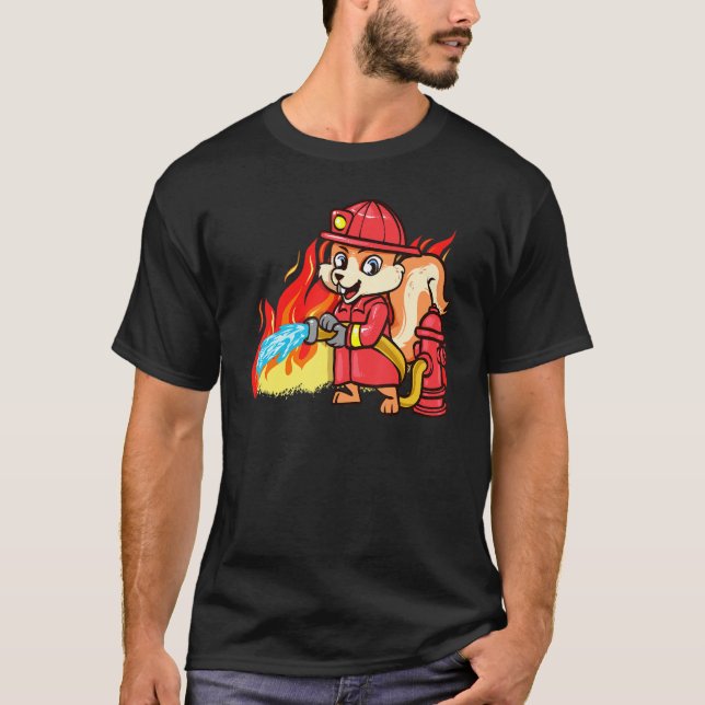 Firefighter Squirrel Funny Fire Fighter 911 Firema T-Shirt (Front)