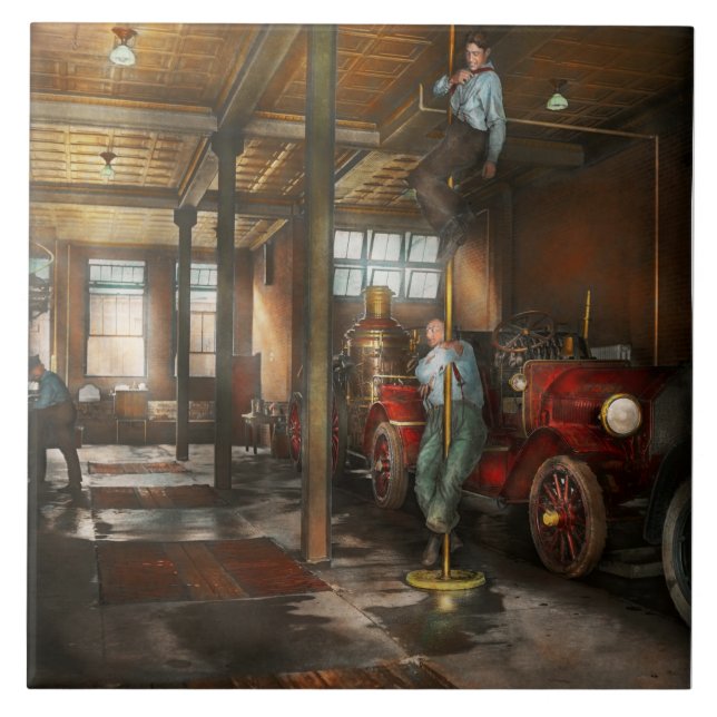 Firemen - Answering the firebell 1922 Tile (Front)