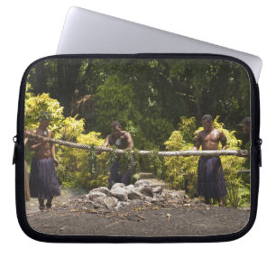 Firewalkers, Polynesian Cultural Centre, Viti Laptop Sleeve