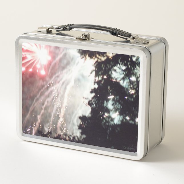 Fireworks 14 stainless lunchbox (Front)