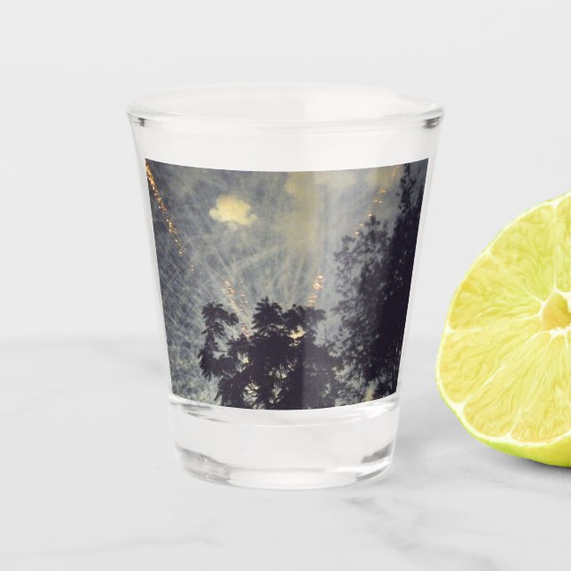 Fireworks 19 shot glass (Front)