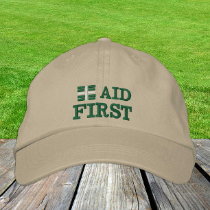 First Aid embroidered Trucker hat Green / white