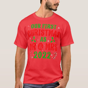 First Christmas asand Mrs 2022 Couple Newlywed T-Shirt