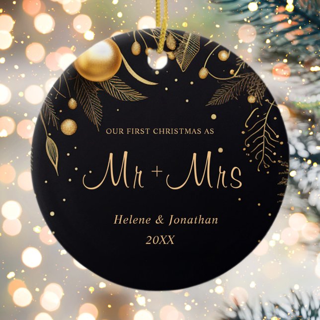 First Christmas Married Modern Elegant Couple Ceramic Tree Decoration (First Christmas Married Modern Elegant Couple Ceramic Ornament)