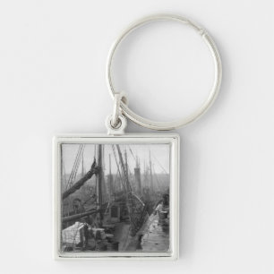 Fish docks, Grimsby, early 20th century Key Ring