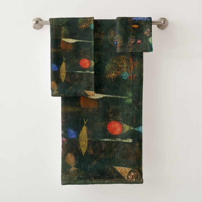 Fish Magic - Paul Klee Bath Towel Set (Insitu)