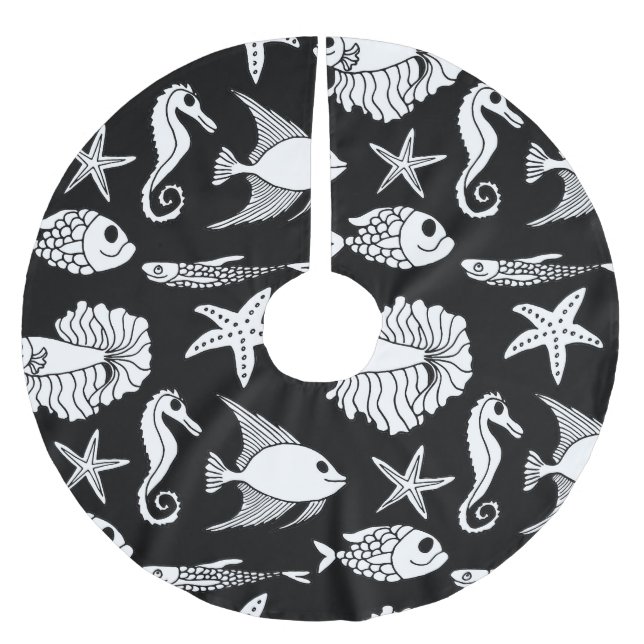 Fish Motif: Black White Pattern. Brushed Polyester Tree Skirt (Front)