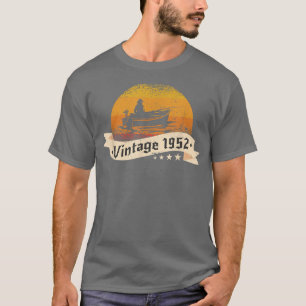 Fishermen Vintage born 1952 Birthday Fishingboat F T-Shirt
