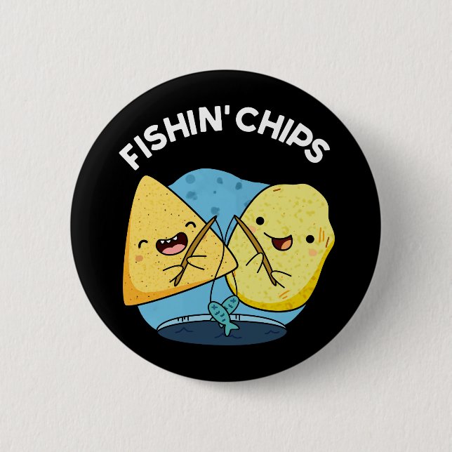 Fishin chips Funny Food Pun Dark BG 6 Cm Round Badge (Front)