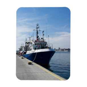 Fishing boat at mooring magnet