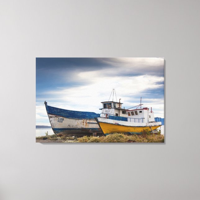 Fishing boats canvas print (Front)