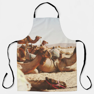 FIVE CAMELS ON FIELD APRON