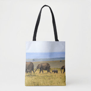 FIVE ELEPHANTS ON BROWN GRASS TOTE BAG